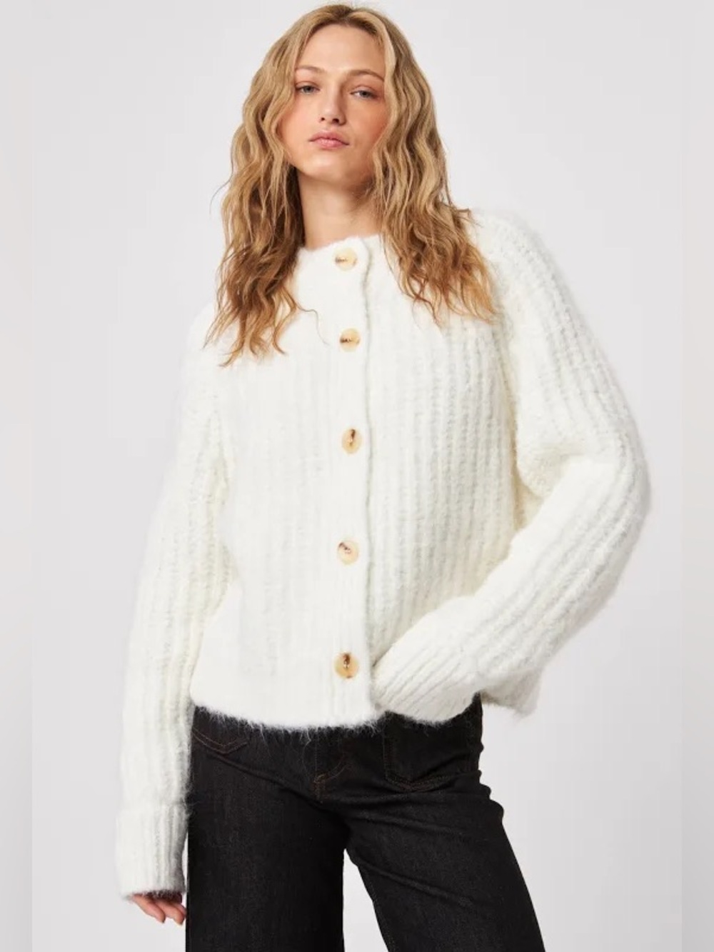 NWT JOHN + JENN Chunky Cardigan Thick Sweater Knit Fluffy Size S Cream Off White